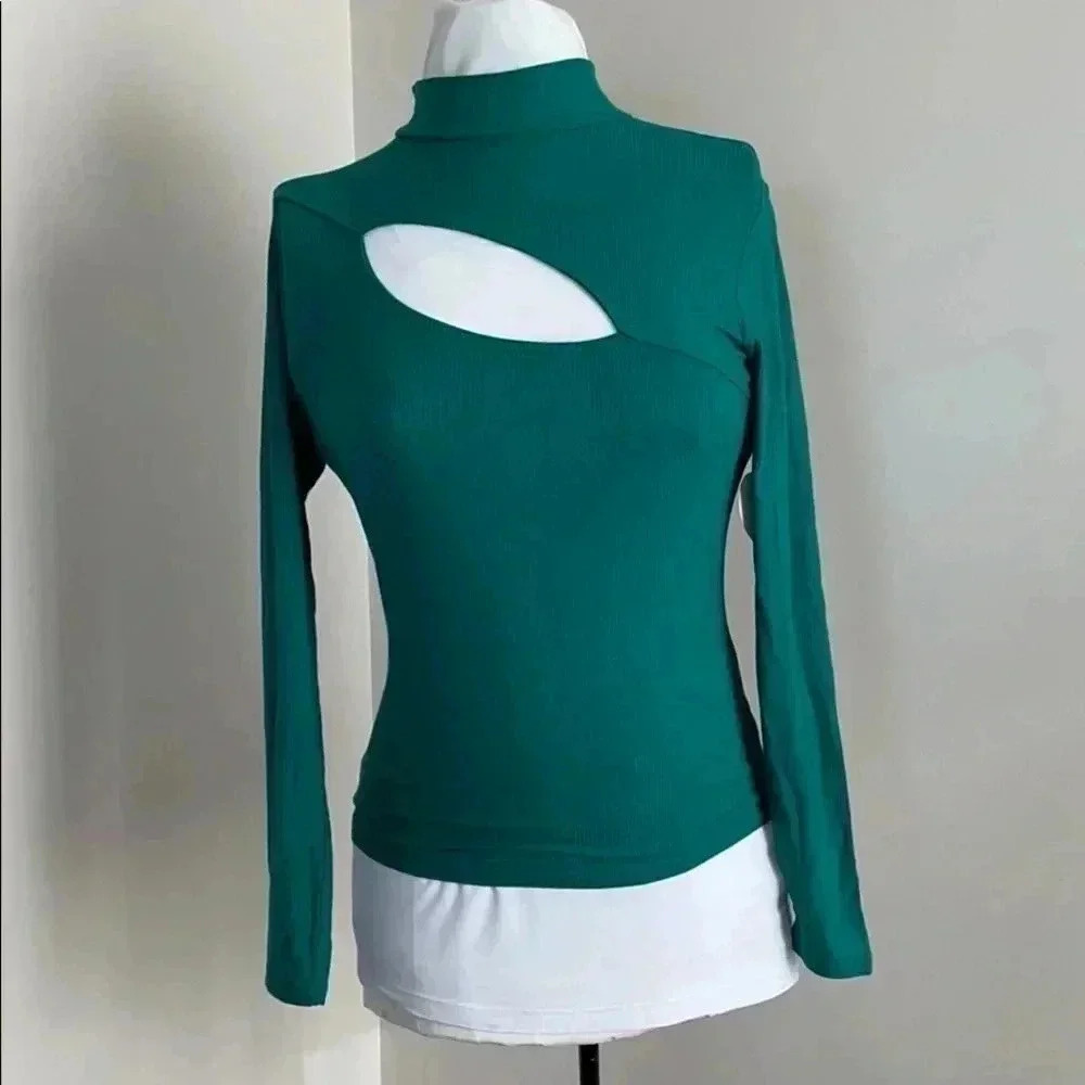 Self Esteem Keyhole Mockneck Top w/ Matching Mask